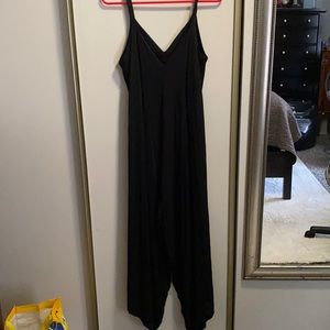 Jumpsuit/romper. Never worn. Didn’t fit my boobs